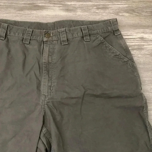 Carhartt B147 - Loose Fit Canvas Utility Work Short - 10 Inch Size 46 - Picture 2 of 9